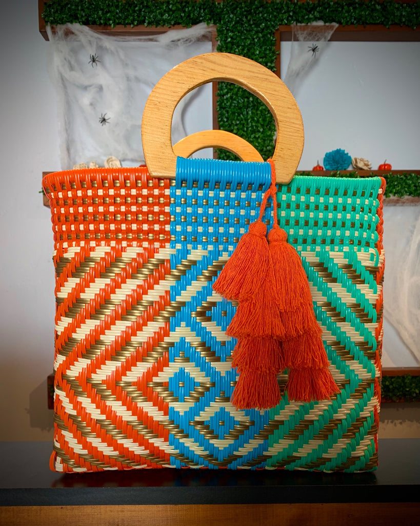 3012 - Multi-Colored Woven Purse with Wooden Handles