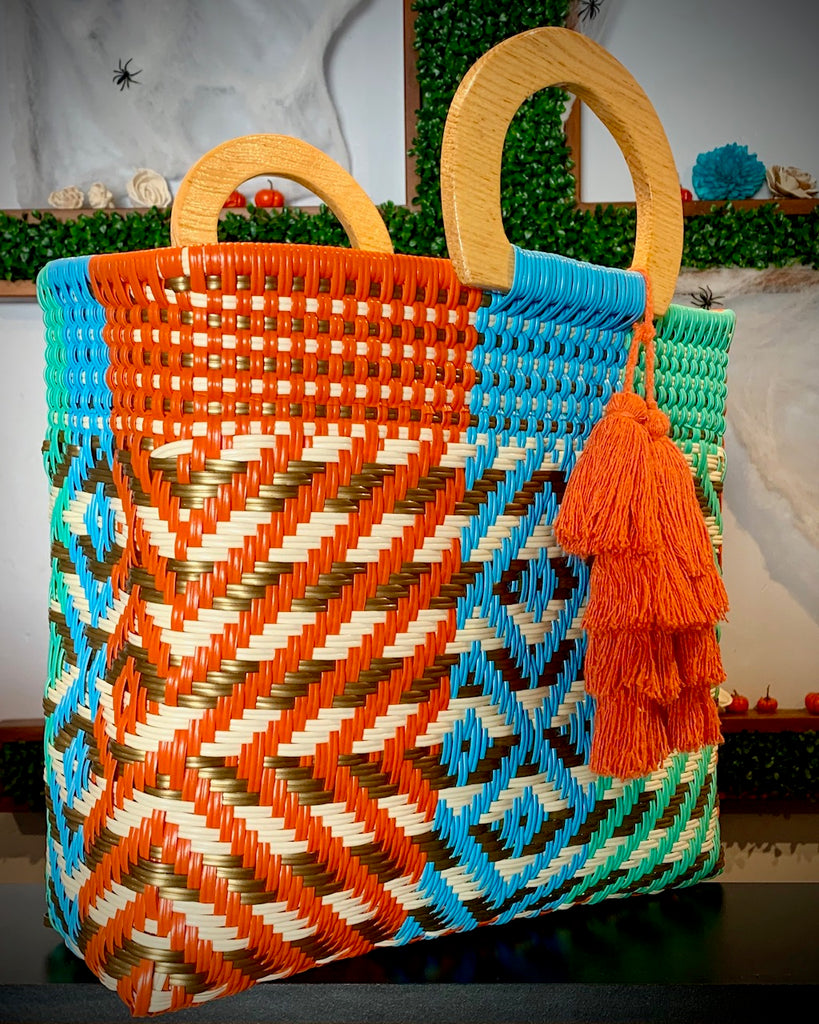 3012 - Multi-Colored Woven Purse with Wooden Handles